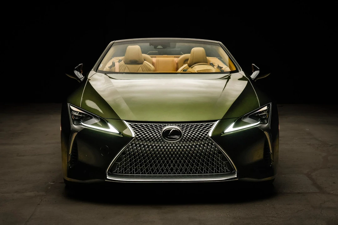 2023 Lexus LC - Image 5 of 31