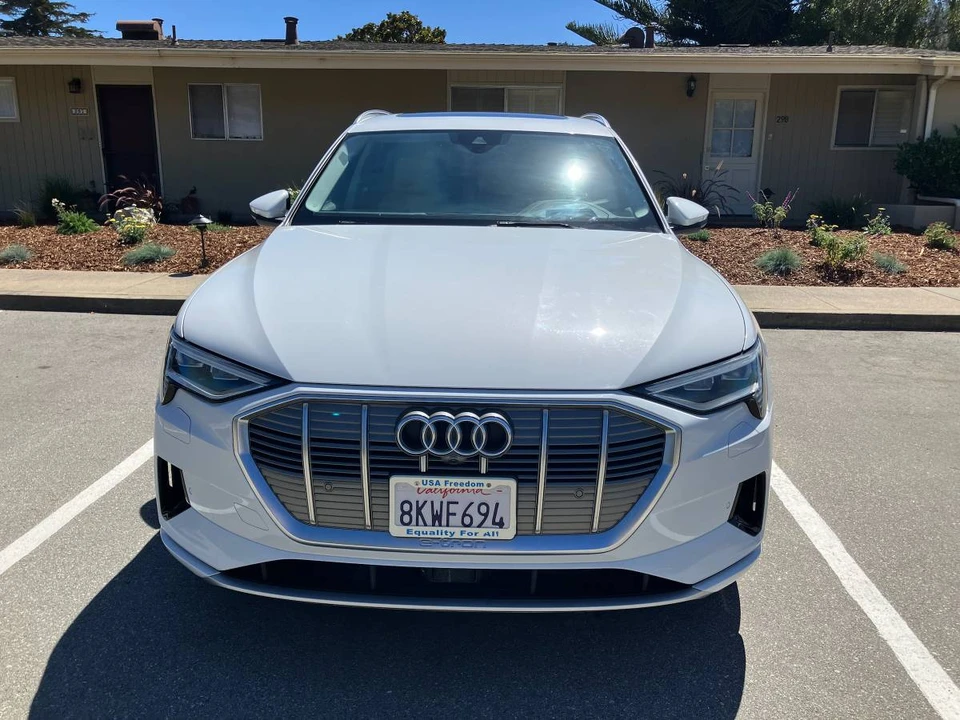 2019 Audi e-tron - Image 3 of 13