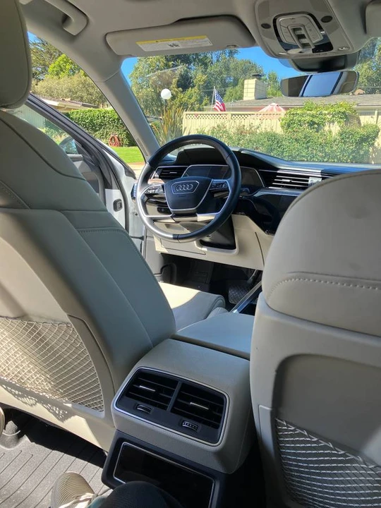 2019 Audi e-tron - Image 10 of 13