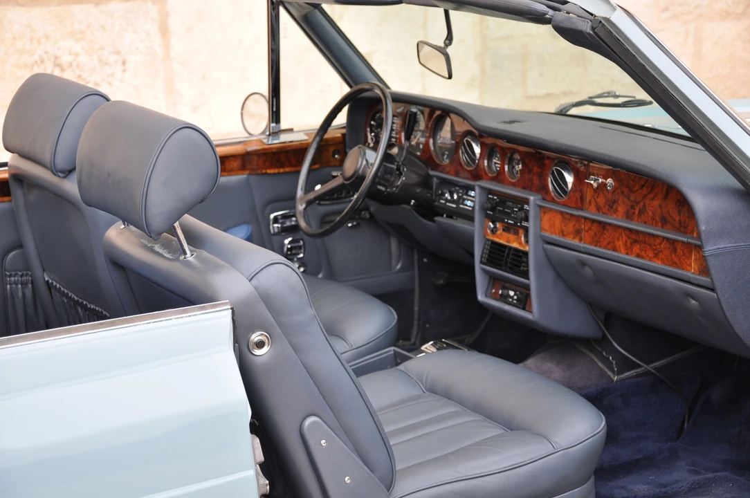 1976 Rolls-Royce Corniche Series I - Image 5 of 7