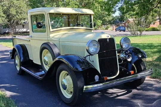 1933 Ford Series 46 Pickup
