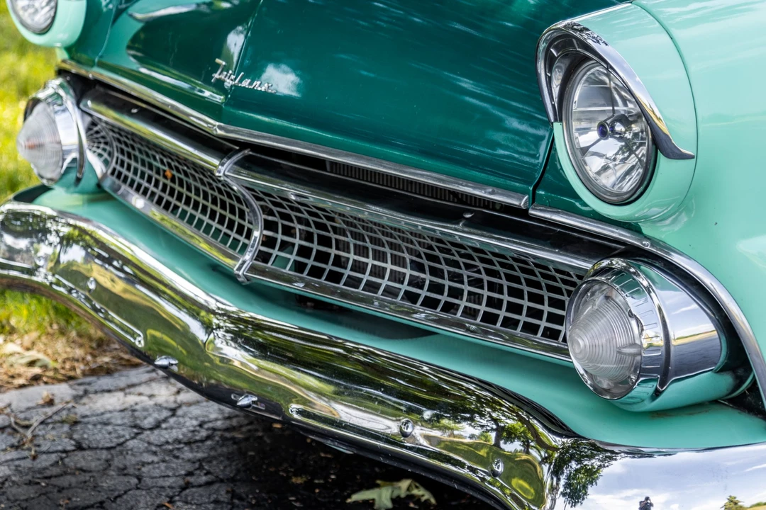 1955 Ford Fairlane 1st Gen - Image 23 of 31
