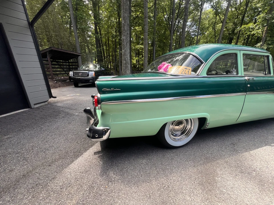1955 Ford Fairlane 1st Gen - Image 14 of 31