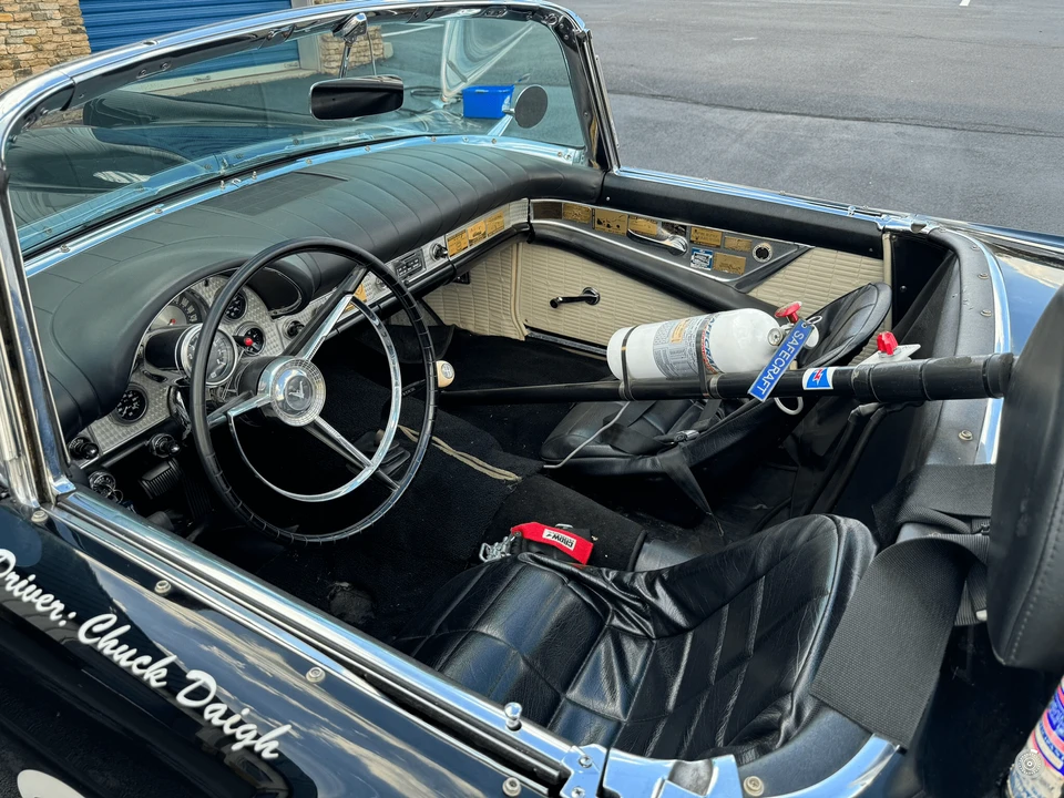 1957 Ford Thunderbird 1st Gen - Image 29 of 31