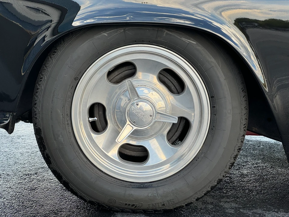1957 Ford Thunderbird 1st Gen - Image 25 of 31
