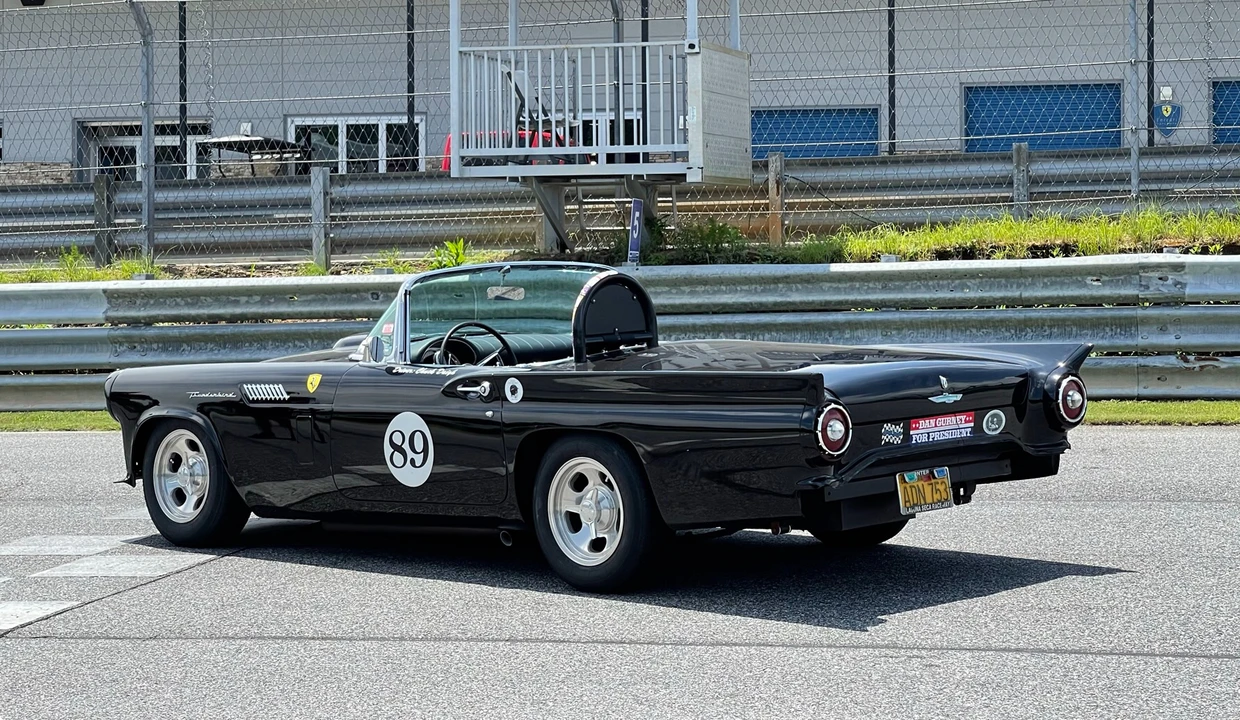 1957 Ford Thunderbird 1st Gen - Image 11 of 31