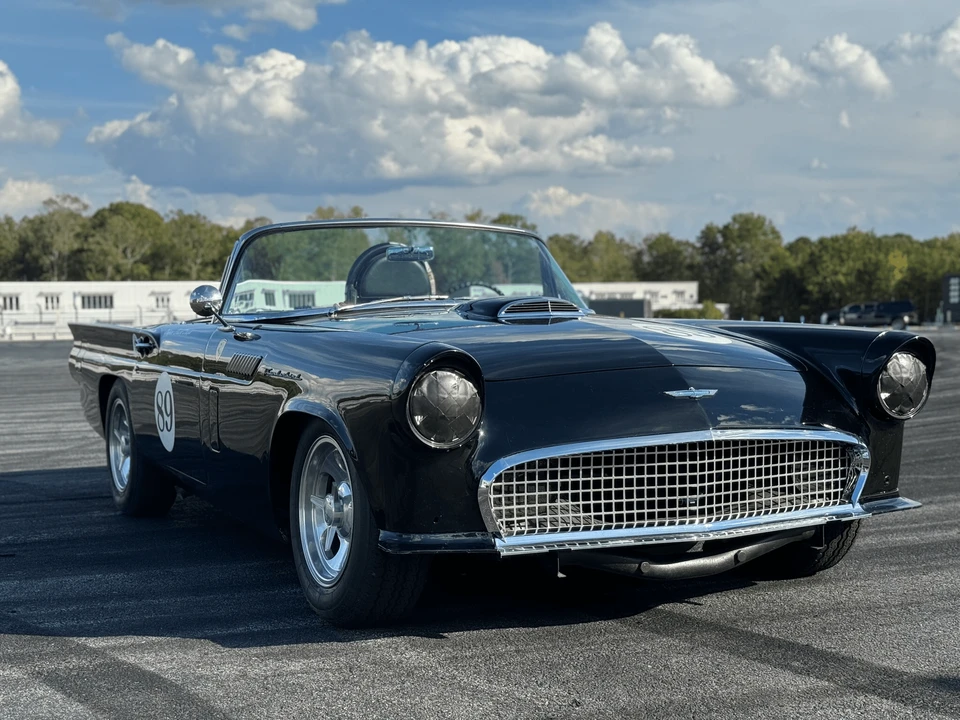 1957 Ford Thunderbird 1st Gen - Image 16 of 31