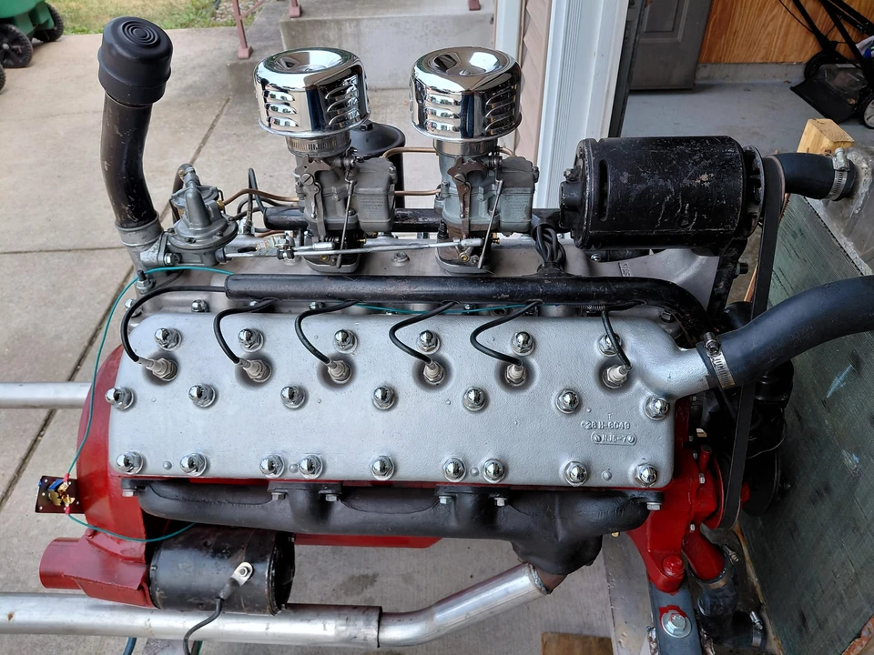 Parts & Memorabilia Engines - Image 4 of 13
