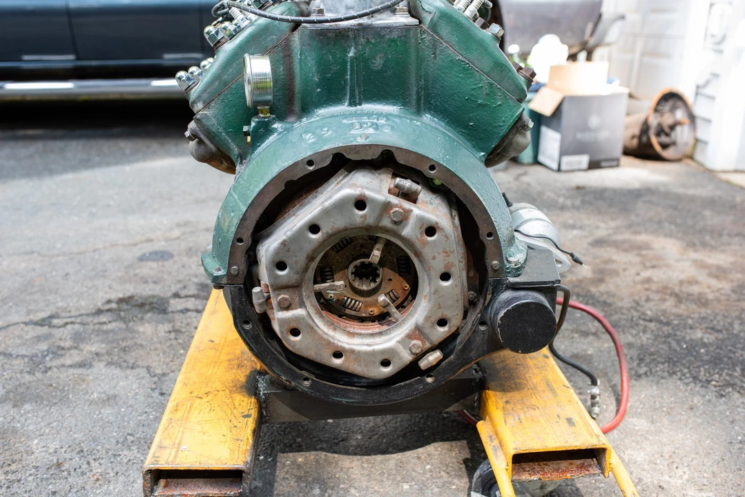 Parts & Memorabilia Engines - Image 27 of 31