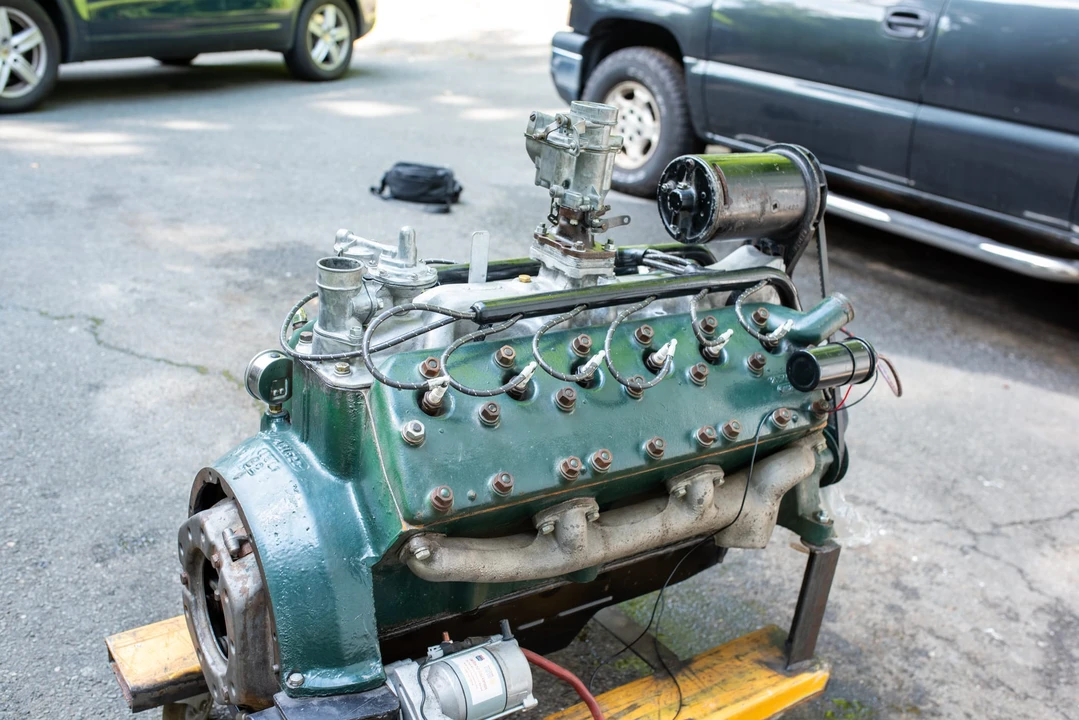 Parts & Memorabilia Engines - Image 5 of 31