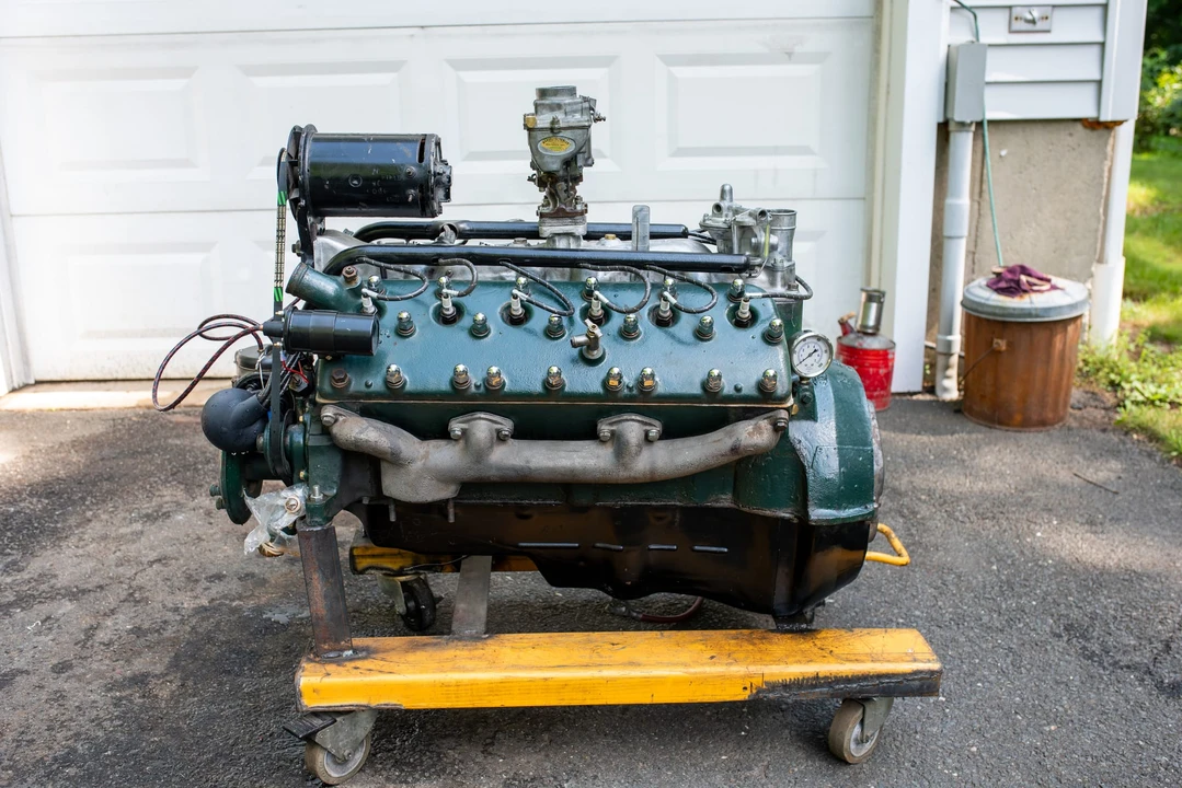 Parts & Memorabilia Engines - Image 7 of 31