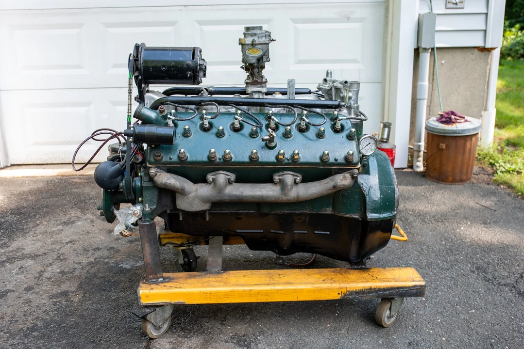 Parts & Memorabilia Engines - Image 8 of 31