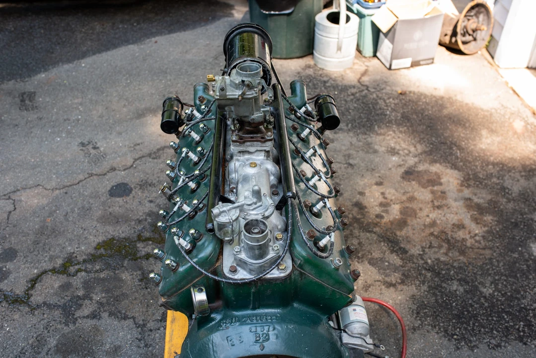 Parts & Memorabilia Engines - Image 30 of 31