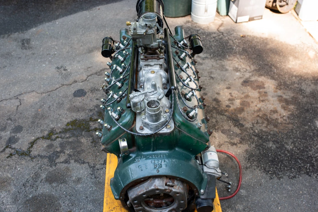 Parts & Memorabilia Engines - Image 31 of 31