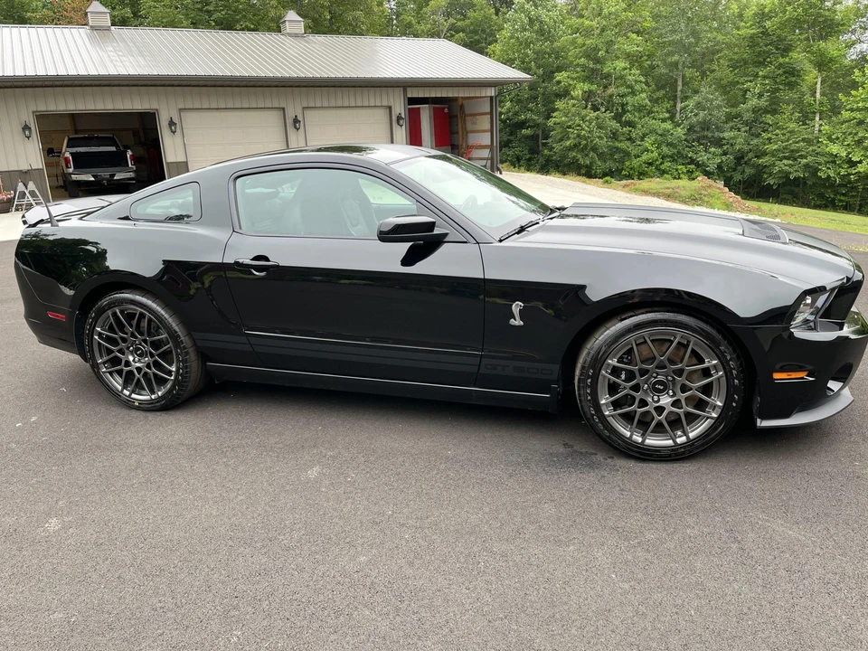 2013 Ford S197 II Shelby Mustang GT500 - Image 3 of 31