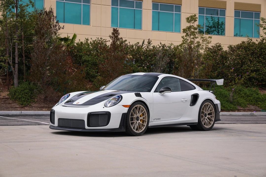 2018 Porsche 991 GT2 RS - Image 3 of 31