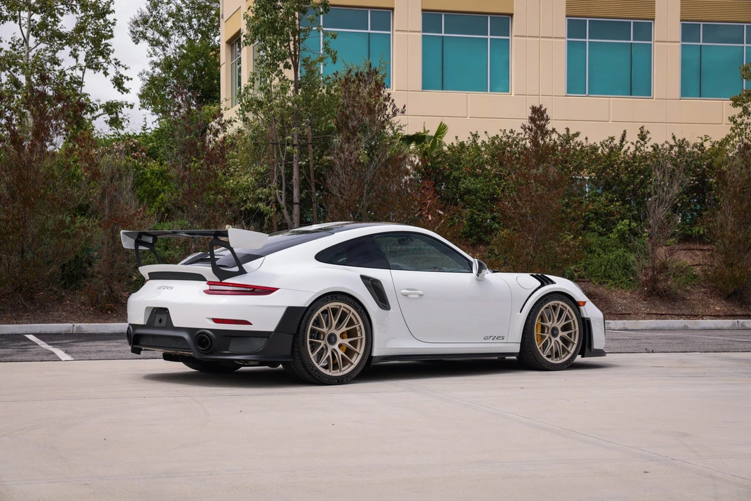 2018 Porsche 991 GT2 RS - Image 12 of 31
