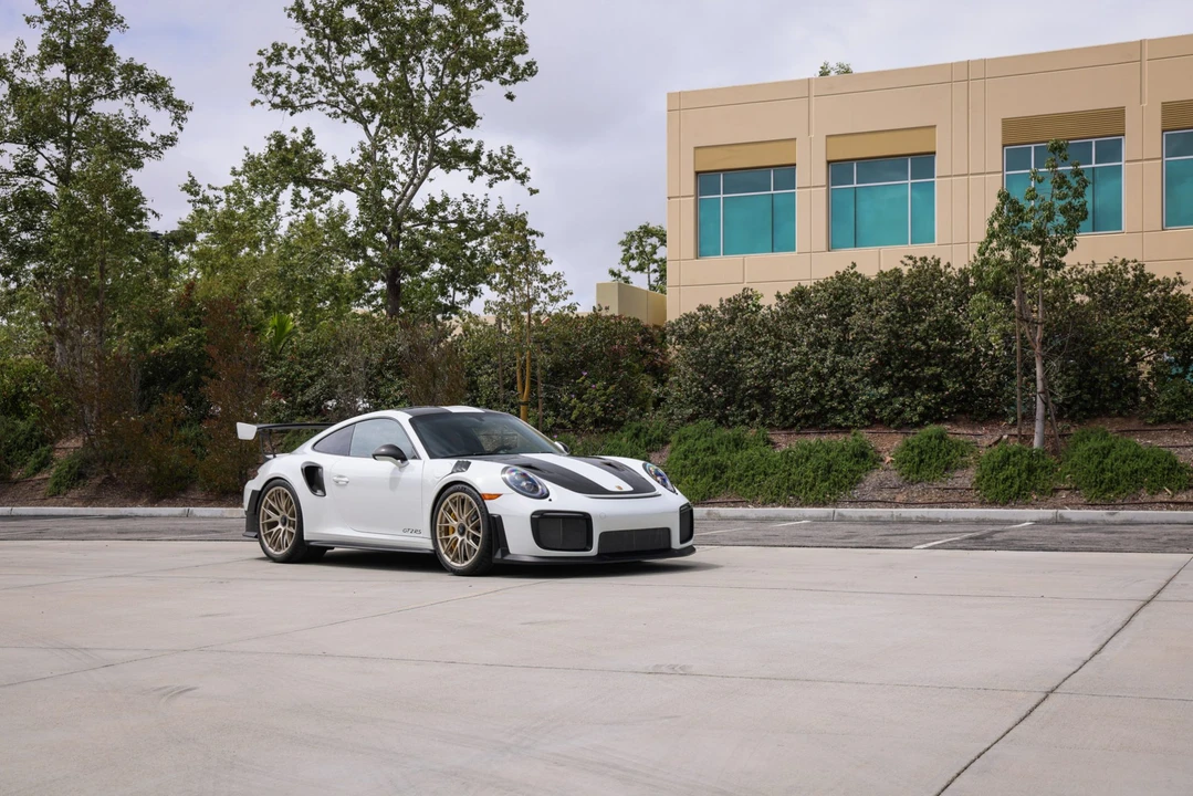 2018 Porsche 991 GT2 RS - Image 7 of 31