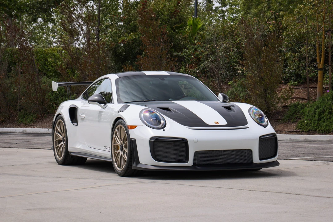 2018 Porsche 991 GT2 RS - Image 6 of 31