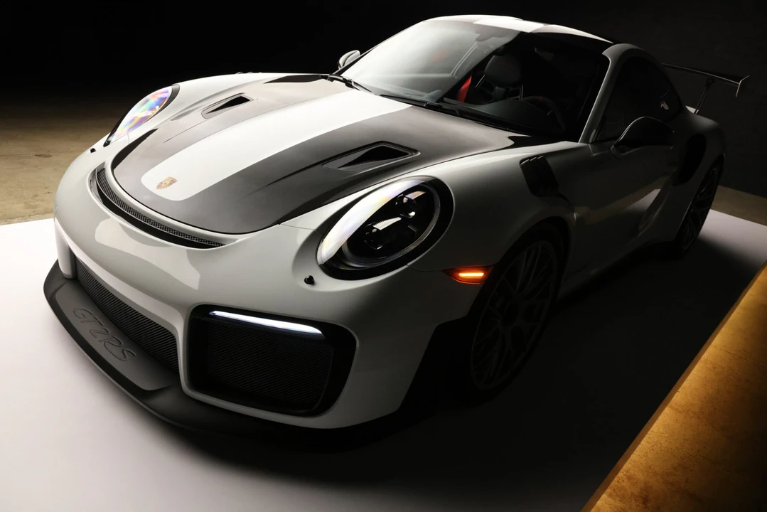 2018 Porsche 991 GT2 RS - Image 21 of 31