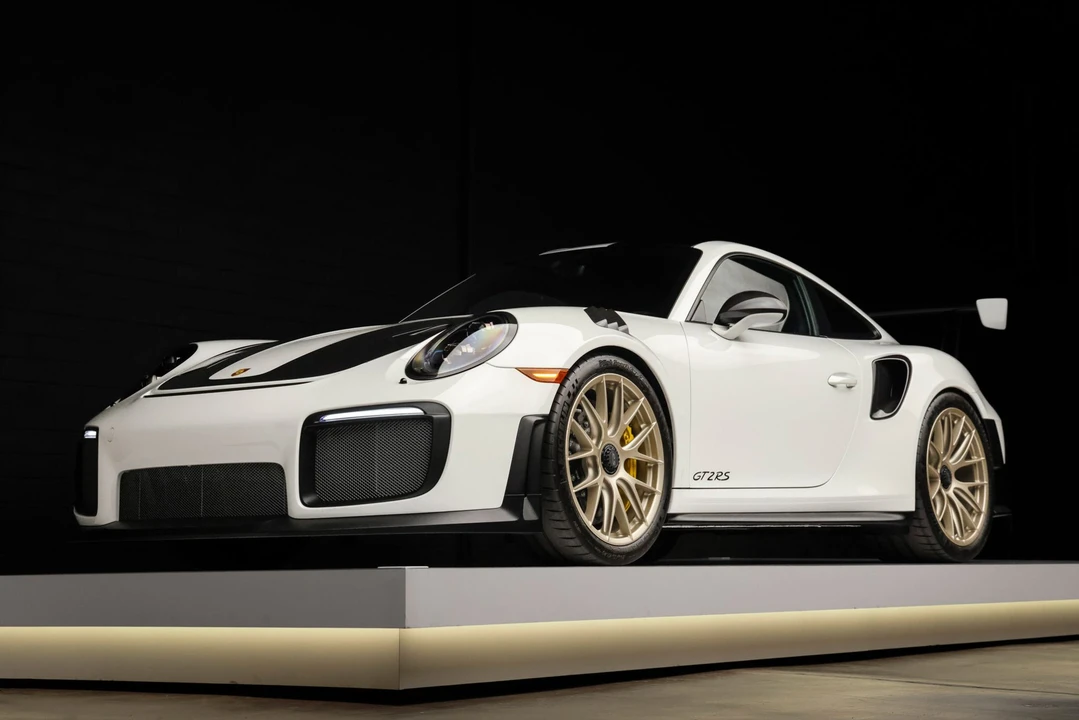 2018 Porsche 991 GT2 RS - Image 29 of 31