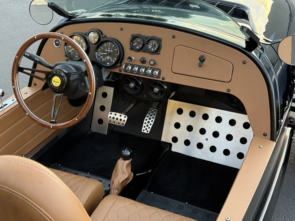2024 Vanderhall Venice - Image 3 of 31