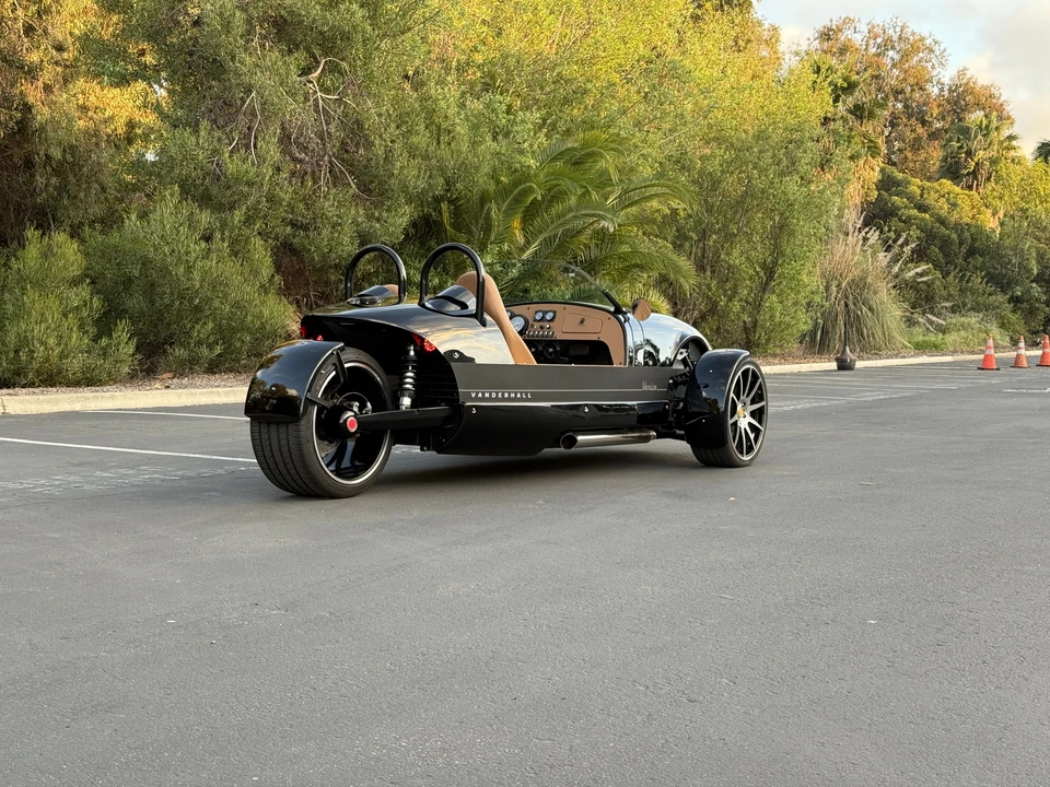2024 Vanderhall Venice - Image 17 of 31