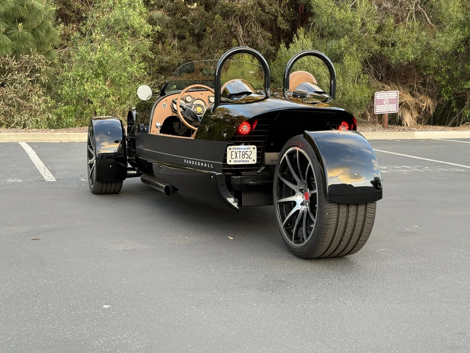 2024 Vanderhall Venice - Image 2 of 31
