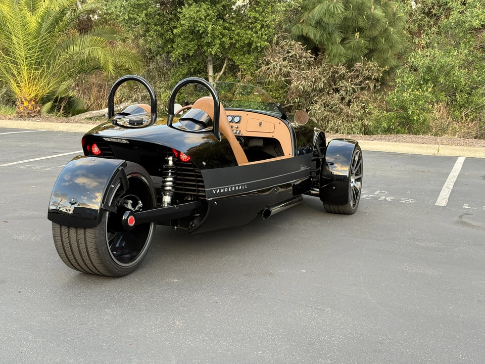 2024 Vanderhall Venice - Image 18 of 31