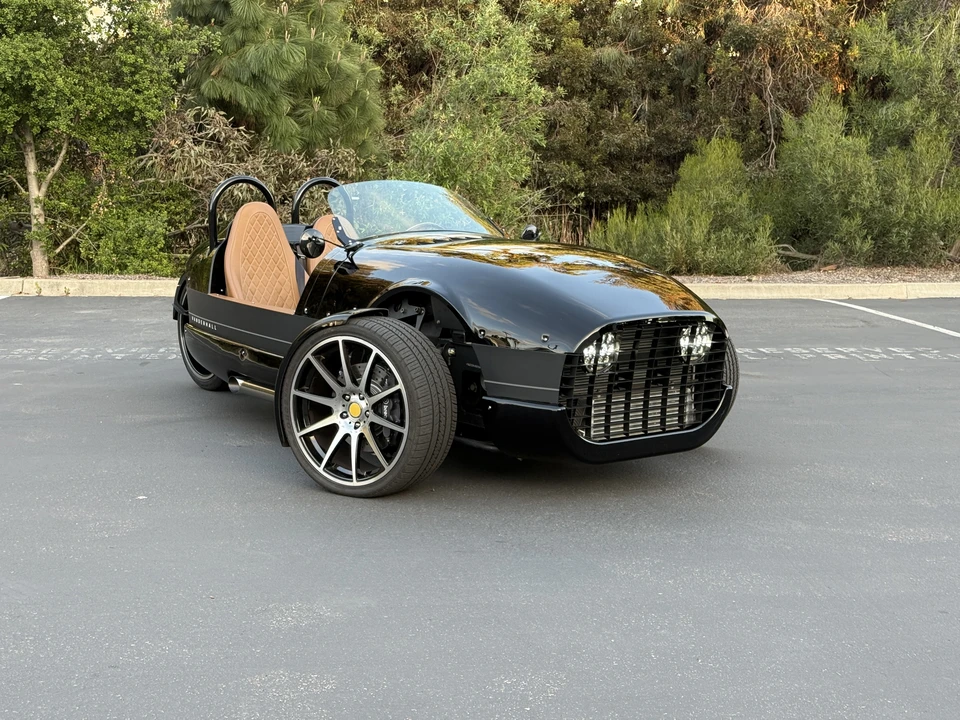 2024 Vanderhall Venice - Image 8 of 31