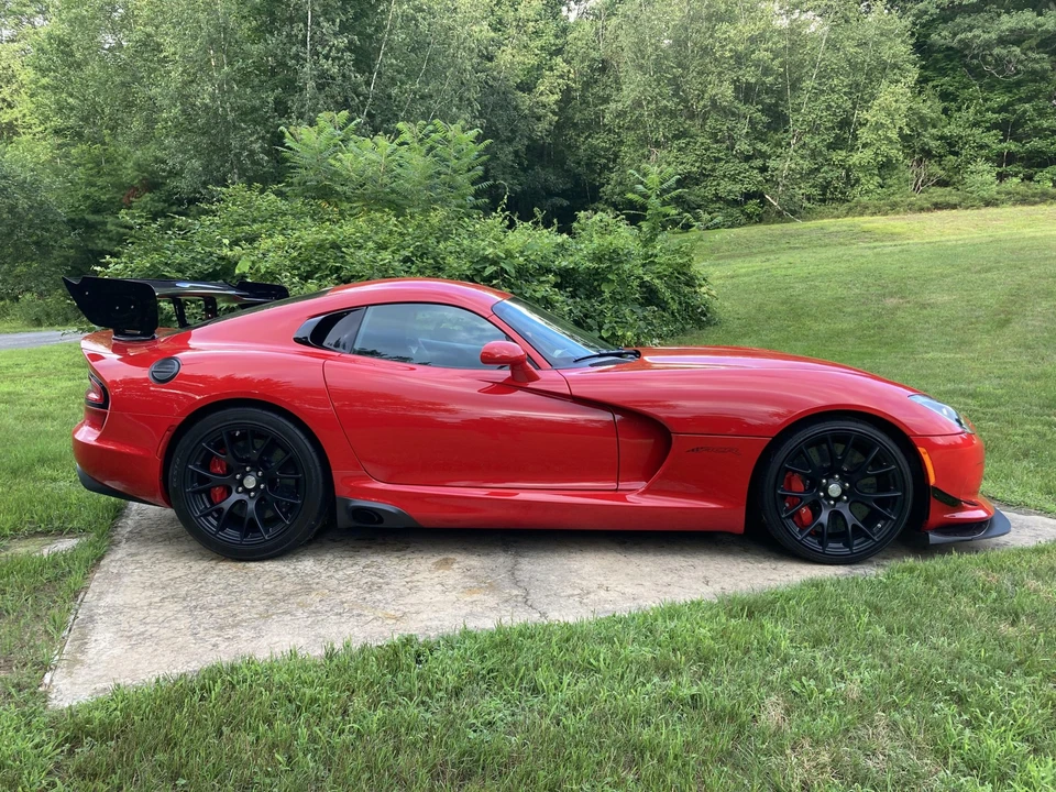 2017 Dodge Viper ACR 5th Gen - Image 3 of 31