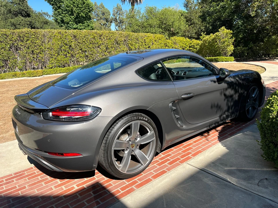 2019 Porsche 718 Cayman - Image 10 of 22
