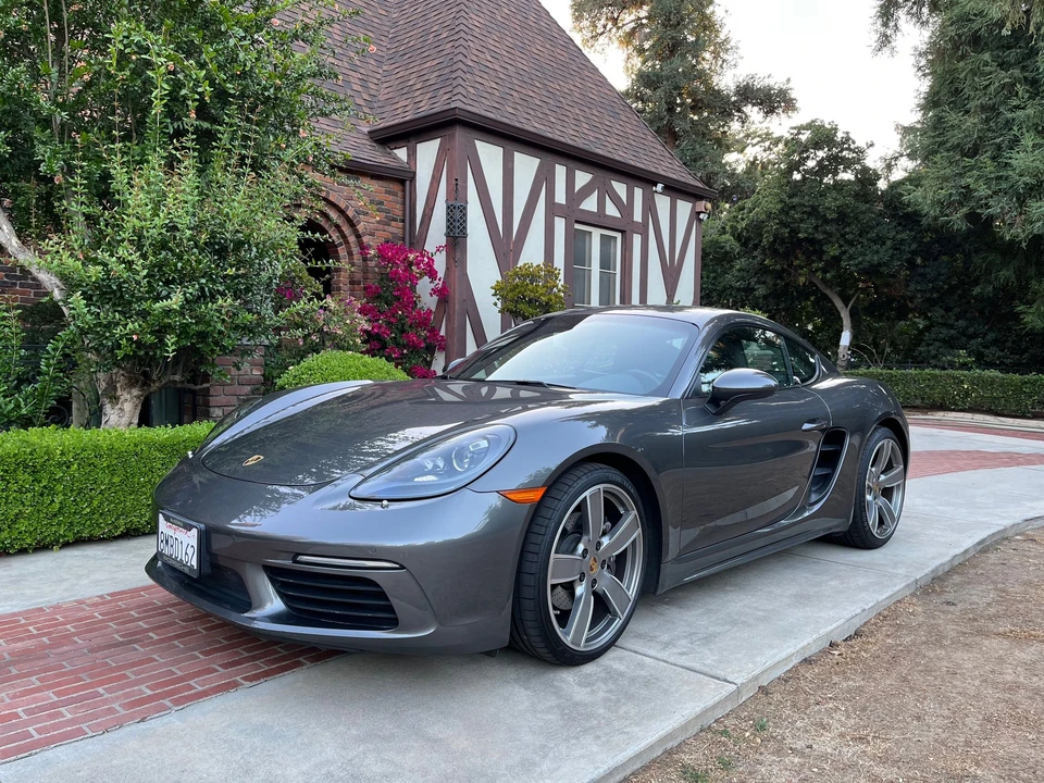2019 Porsche 718 Cayman - Image 2 of 22