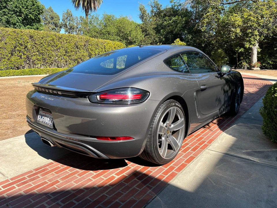 2019 Porsche 718 Cayman - Image 9 of 22