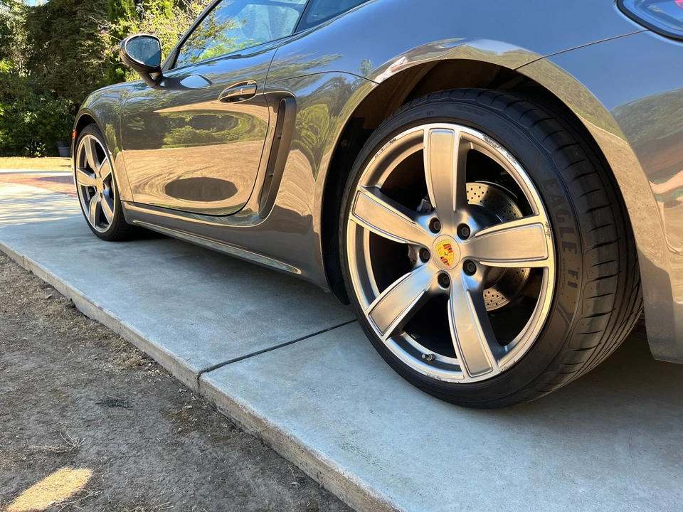 2019 Porsche 718 Cayman - Image 19 of 22