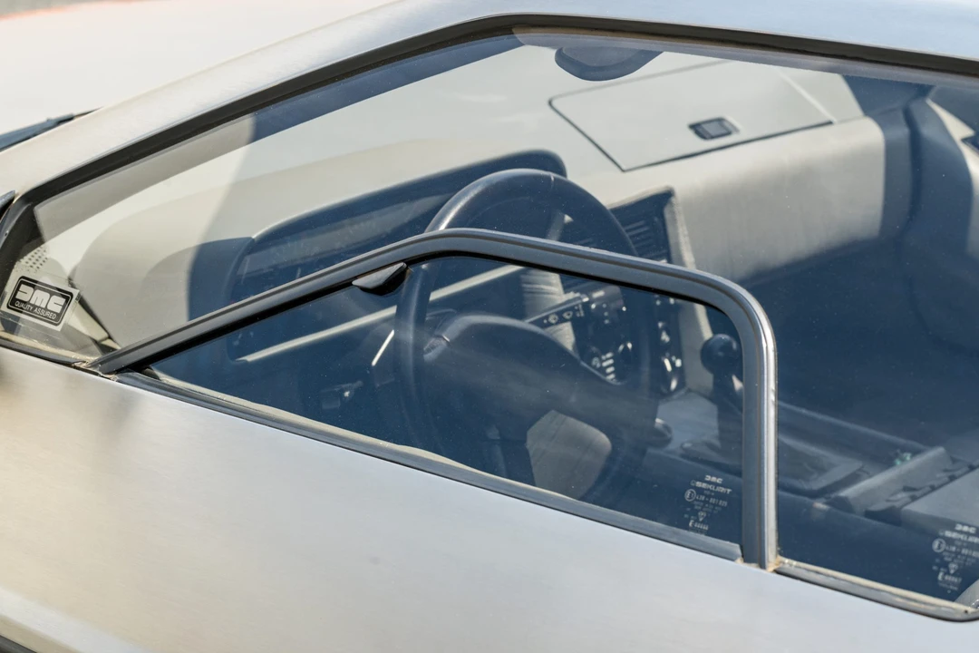 1982 DeLorean DMC-12 - Image 25 of 31