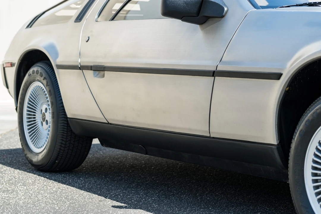 1982 DeLorean DMC-12 - Image 23 of 31