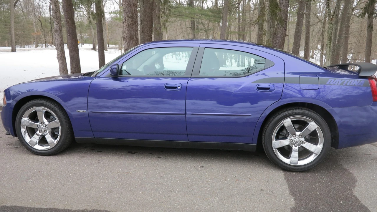 2007 Dodge Charger 6th Gen - Image 26 of 31