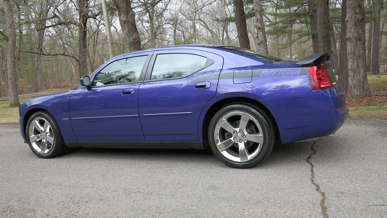 2007 Dodge Charger 6th Gen - Image 19 of 31
