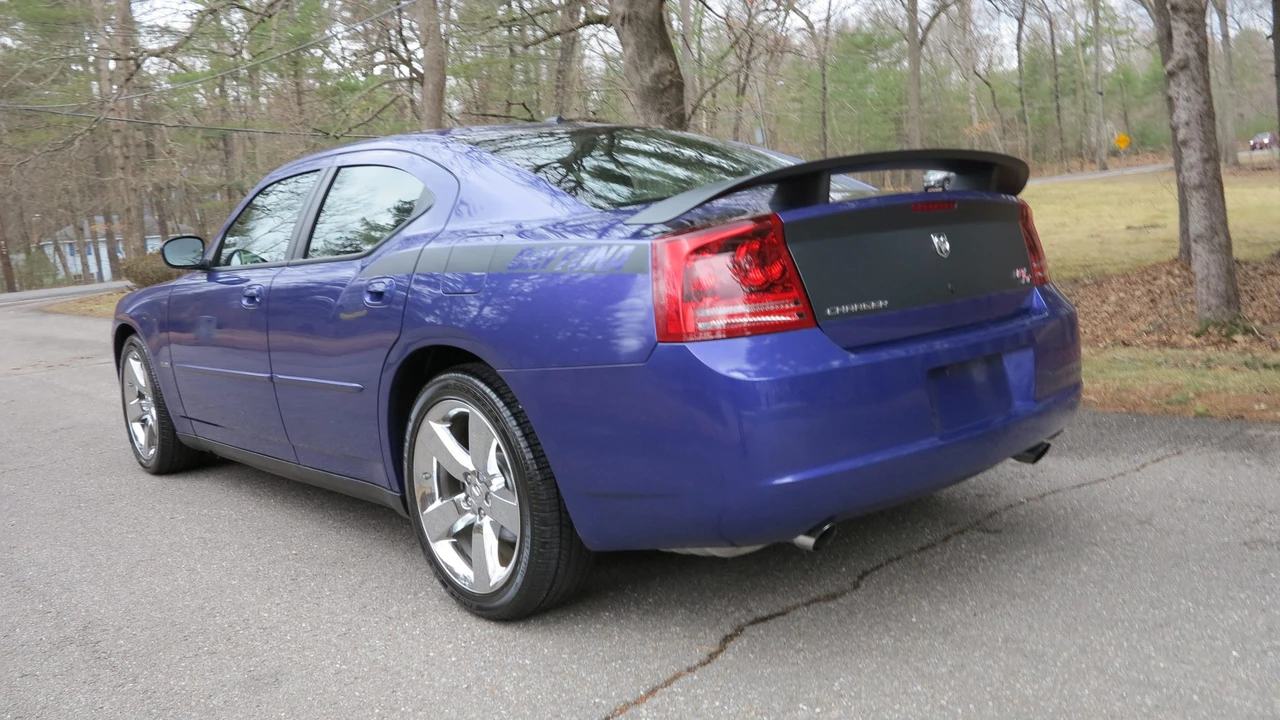 2007 Dodge Charger 6th Gen - Image 17 of 31