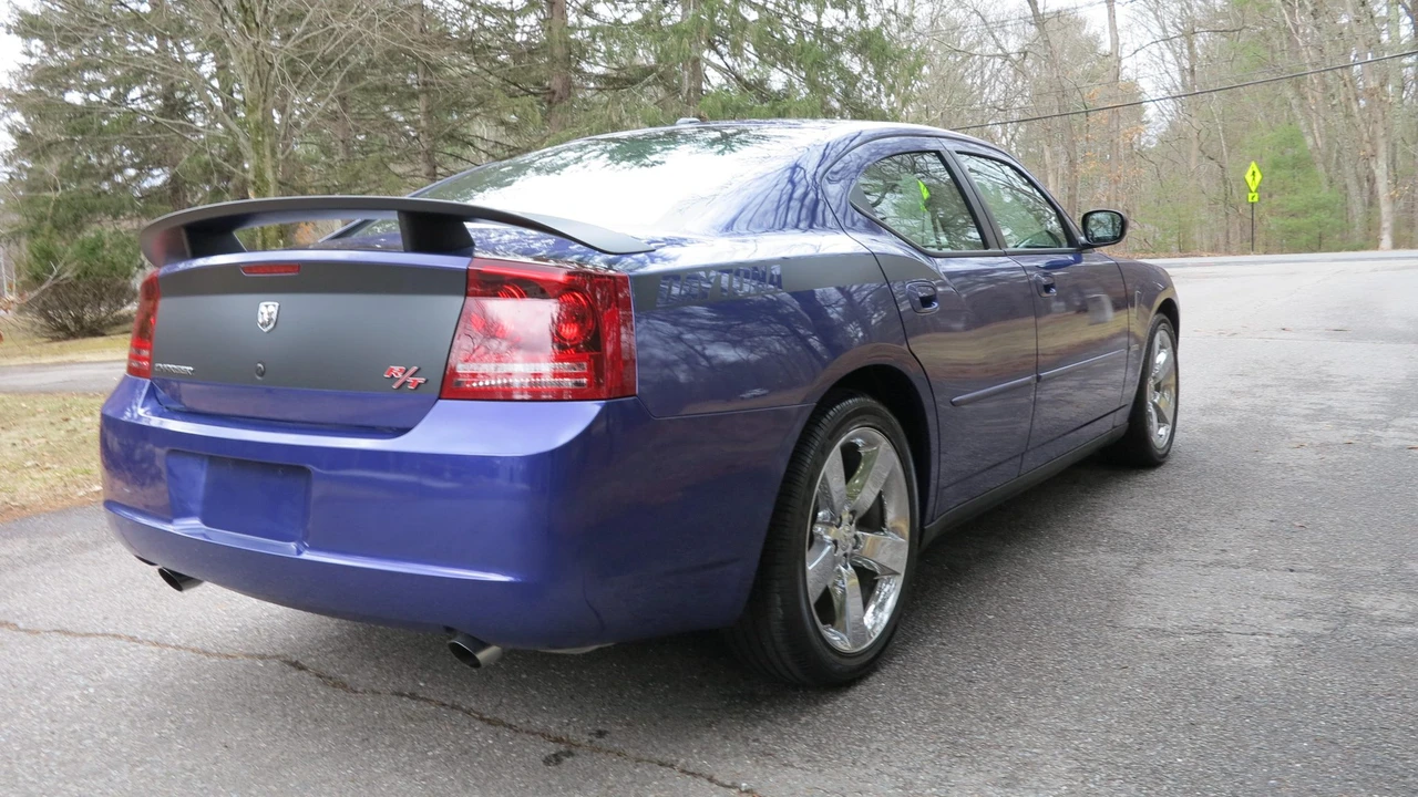 2007 Dodge Charger 6th Gen - Image 15 of 31