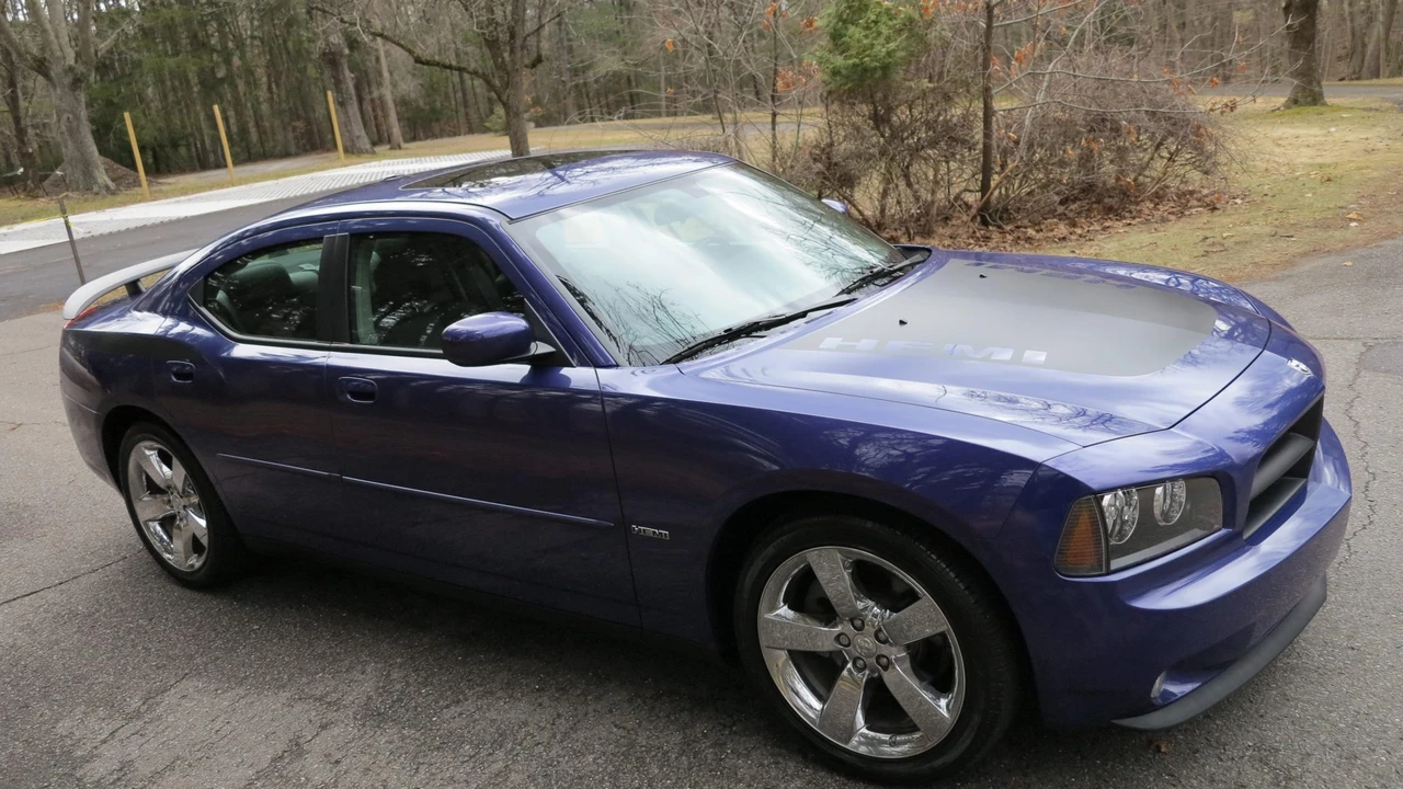 2007 Dodge Charger 6th Gen - Image 9 of 31