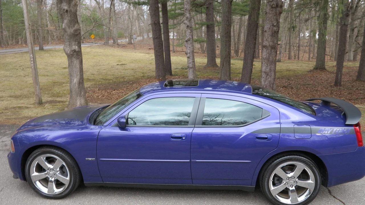 2007 Dodge Charger 6th Gen - Image 20 of 31