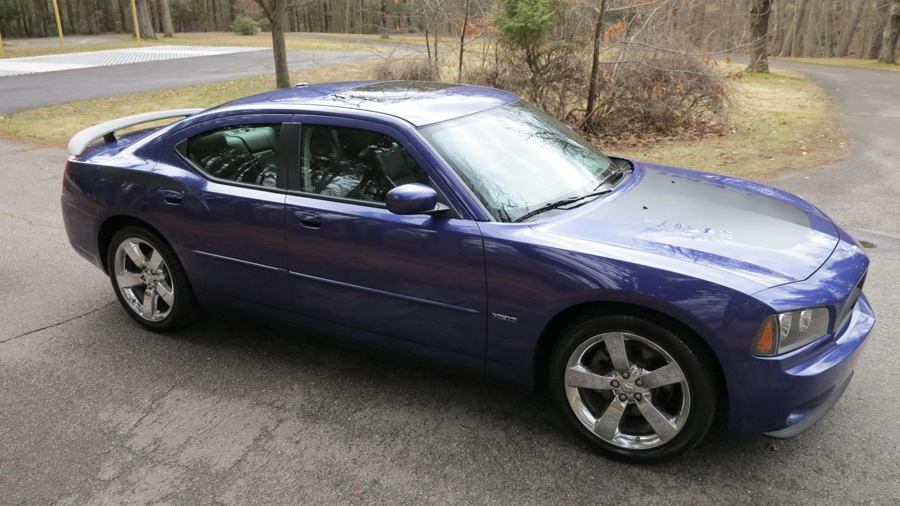 2007 Dodge Charger 6th Gen - Image 10 of 31