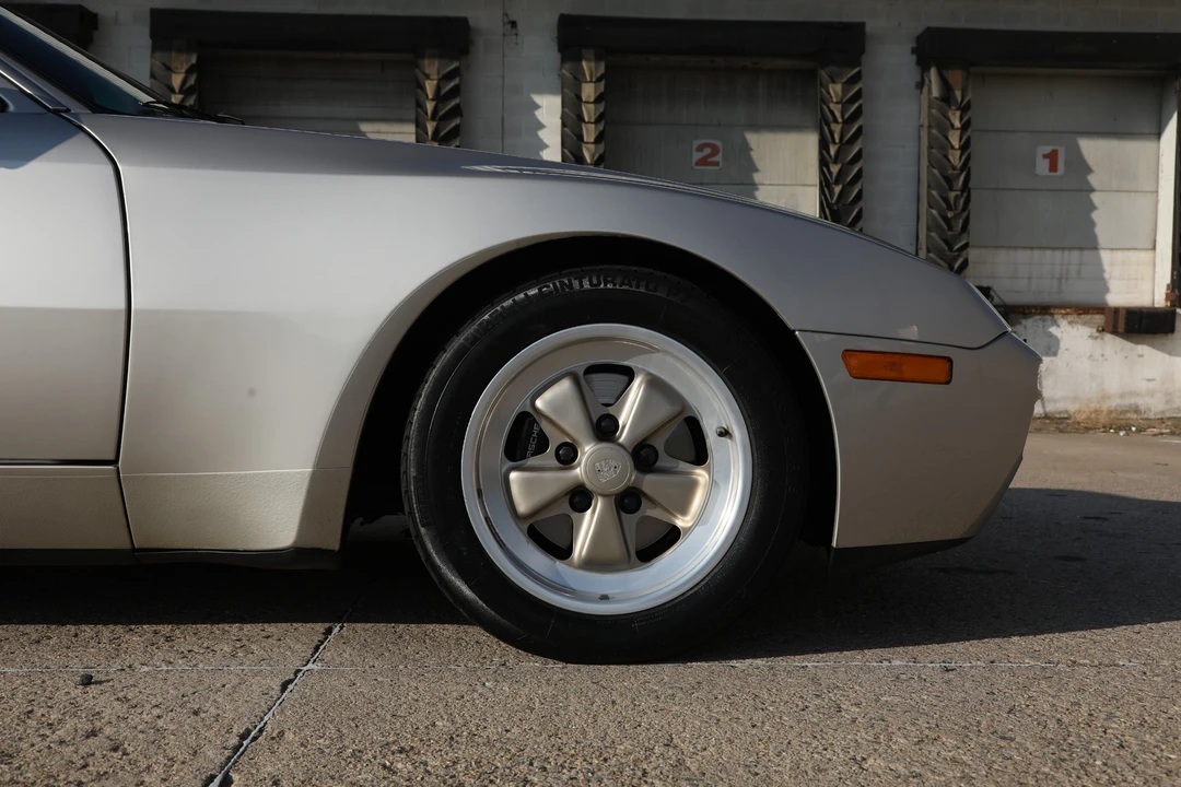 1986 Porsche 944 Turbo - Image 22 of 31