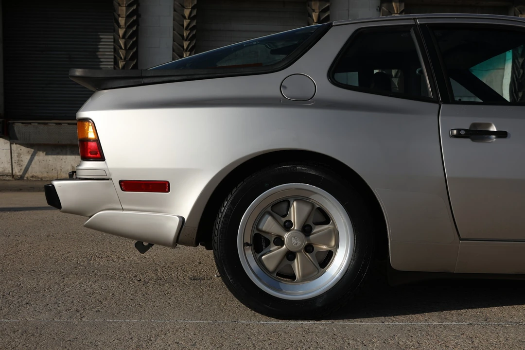 1986 Porsche 944 Turbo - Image 20 of 31
