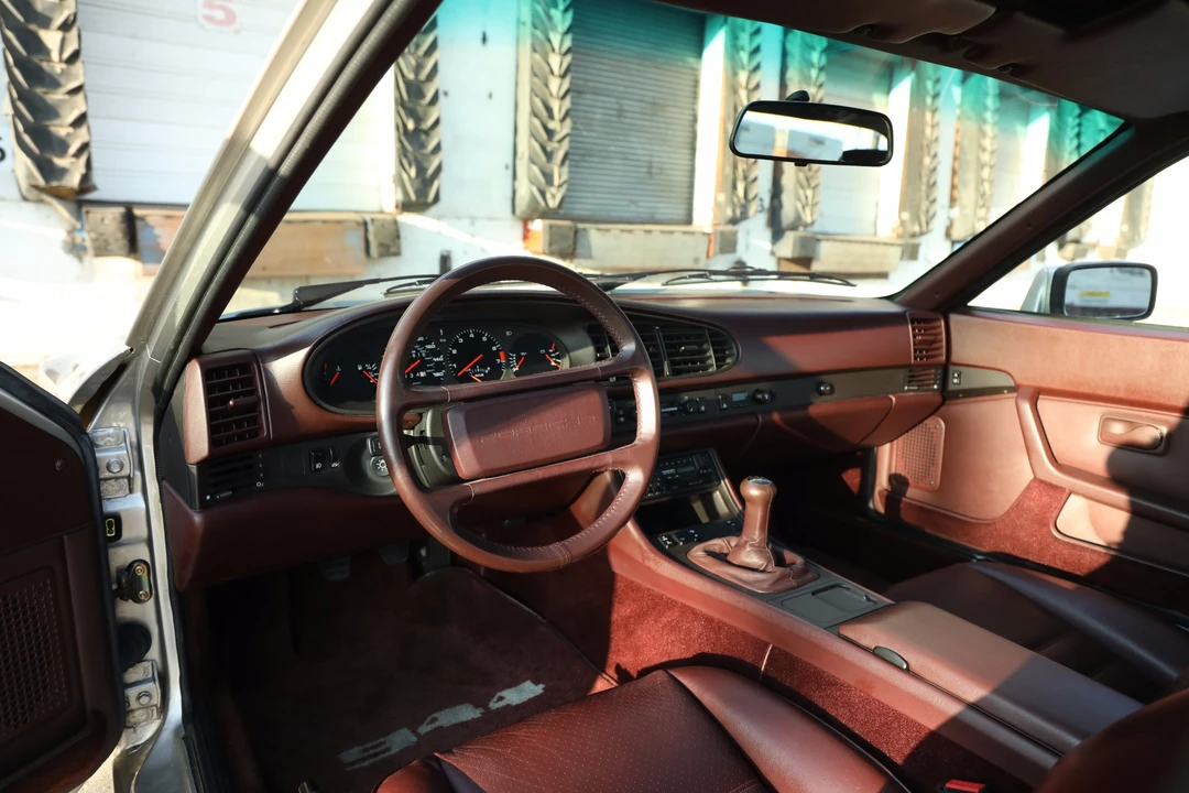 1986 Porsche 944 Turbo - Image 30 of 31