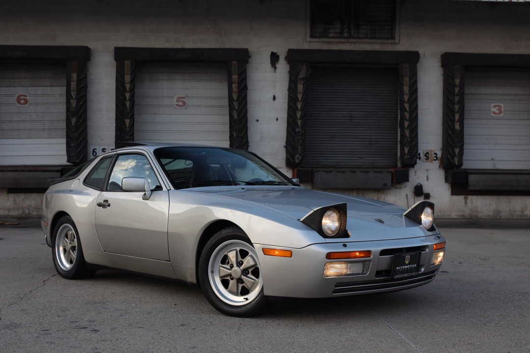 1986 Porsche 944 Turbo - Image 5 of 31