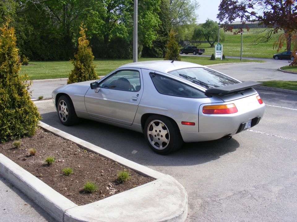 1989 Porsche 928 GT - Image 2 of 31