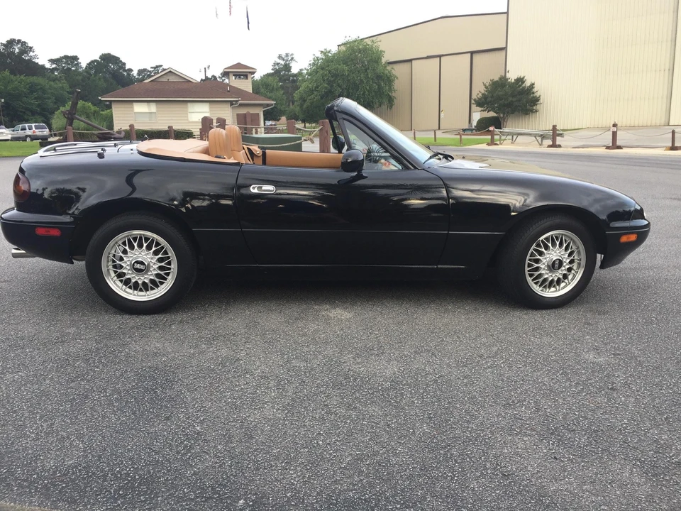 1992 Mazda NA MX-5 Miata - Image 7 of 31